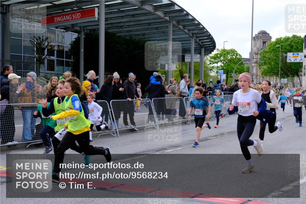 25.04.2026 - Das Zehntel Tim E. http://msf.ph/oto/9568234 25.04.2026 08:52:43 Ziel 1021, 1122, 1135, 1145, 1148, 1387, 1632, 1846, 2163, 2327, 2343, 2395, 2409, 2418, 2450, 2470, 2679, 2794, 2876, 2987, 3025, 3037, 3219, 3301, 3405, 3419, 3424, 3468, 3519, 3624, 3625, 4032, 4049 meine-sportfotos.de