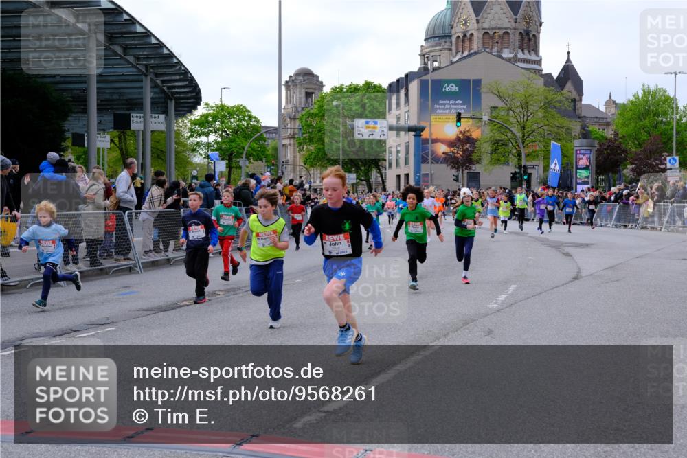 25.04.2026 - Das Zehntel Tim E. http://msf.ph/oto/9568261 25.04.2026 08:52:49 Ziel 1020, 1028, 1117, 1135, 1145, 1148, 1387, 1698, 1712, 1737, 1738, 1947, 2163, 2242, 2418, 2434, 2450, 2525, 2679, 2794, 2987, 3154, 3159, 3203, 3373, 3419, 3424, 3468, 3519, 3617, 3624, 3625, 3762, 3822, 4032, 4068 meine-sportfotos.de