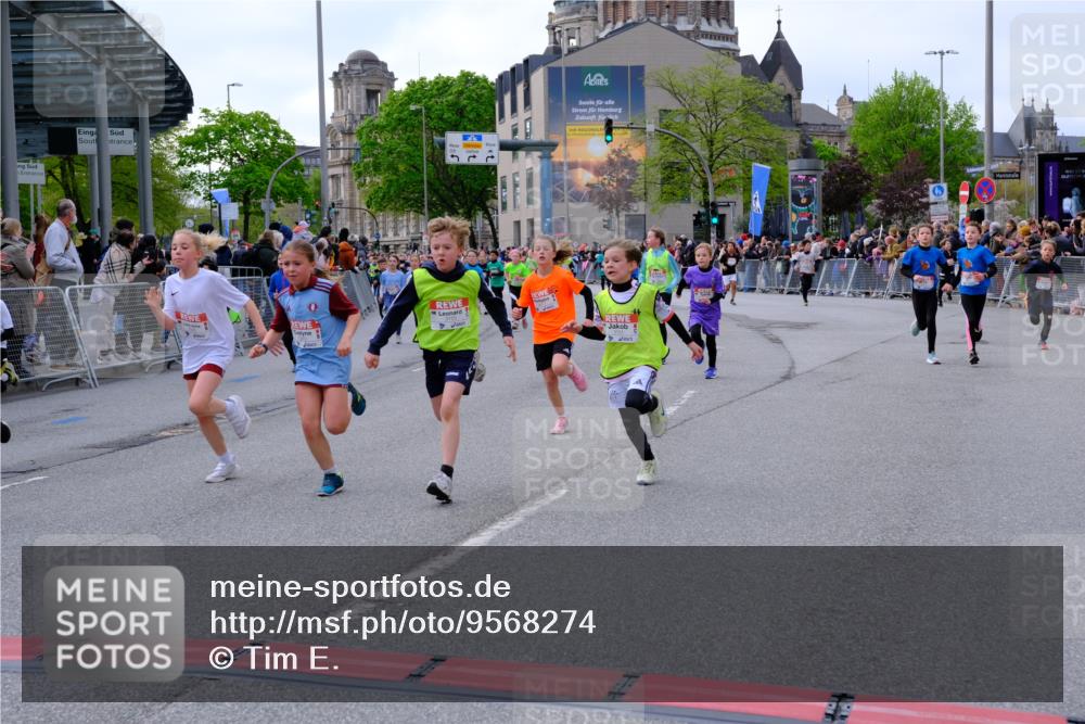 25.04.2026 - Das Zehntel Tim E. http://msf.ph/oto/9568274 25.04.2026 08:52:53 Ziel 1020, 1024, 1028, 1103, 1117, 1133, 1183, 1190, 1387, 1698, 1712, 1737, 1738, 1771, 1947, 2046, 2057, 2163, 2242, 2418, 2434, 2525, 2679, 2794, 3042, 3154, 3159, 3203, 3317, 3373, 3395, 3468, 3617, 3624, 3625, 3762, 3822, 4068 meine-sportfotos.de