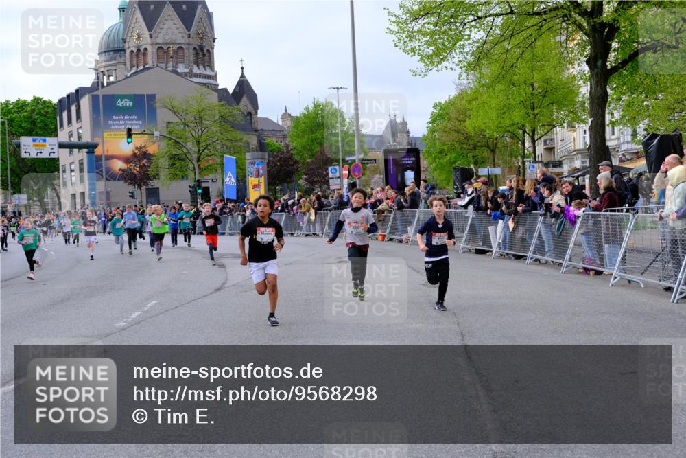 25.04.2026 - Das Zehntel Tim E. http://msf.ph/oto/9568298 25.04.2026 08:52:59 Ziel 1020, 1024, 1028, 1103, 1133, 1183, 1190, 1328, 1515, 1771, 1947, 2046, 2057, 2166, 2242, 2278, 2284, 2434, 2452, 2466, 2741, 2787, 3042, 3121, 3154, 3159, 3168, 3317, 3373, 3395, 3430, 3432, 3617, 3996, 4068 meine-sportfotos.de