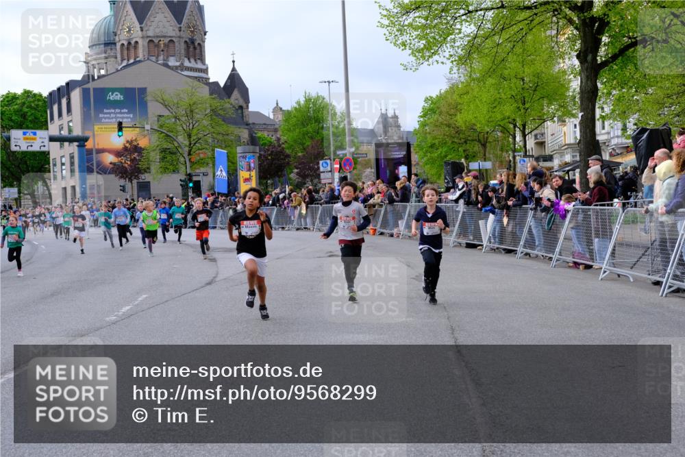 25.04.2026 - Das Zehntel Tim E. http://msf.ph/oto/9568299 25.04.2026 08:52:59 Ziel 1020, 1024, 1028, 1103, 1133, 1183, 1190, 1328, 1515, 1771, 1947, 2046, 2057, 2166, 2242, 2278, 2284, 2434, 2452, 2466, 2741, 2787, 3042, 3121, 3154, 3159, 3168, 3317, 3373, 3395, 3430, 3432, 3617, 3996, 4068 meine-sportfotos.de