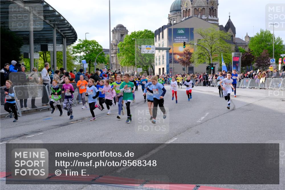 25.04.2026 - Das Zehntel Tim E. http://msf.ph/oto/9568348 25.04.2026 08:53:13 Ziel 1041, 1174, 1187, 1195, 1202, 1207, 1240, 1247, 1265, 1315, 1320, 1420, 1429, 1516, 1695, 1708, 1711, 1817, 2120, 2221, 2279, 2282, 2303, 2322, 2332, 2335, 2461, 2865, 2868, 3231, 3253, 3416, 3583, 3618 meine-sportfotos.de