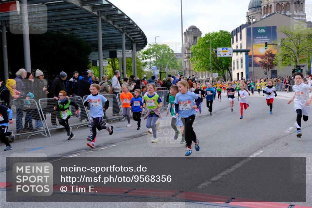 25.04.2026 - Das Zehntel Tim E. http://msf.ph/oto/9568356 25.04.2026 08:53:13 Ziel 1041, 1174, 1187, 1195, 1202, 1207, 1240, 1247, 1265, 1315, 1320, 1420, 1429, 1516, 1695, 1708, 1711, 1817, 2120, 2221, 2279, 2282, 2303, 2322, 2332, 2335, 2461, 2865, 2868, 3231, 3253, 3416, 3583, 3618 meine-sportfotos.de