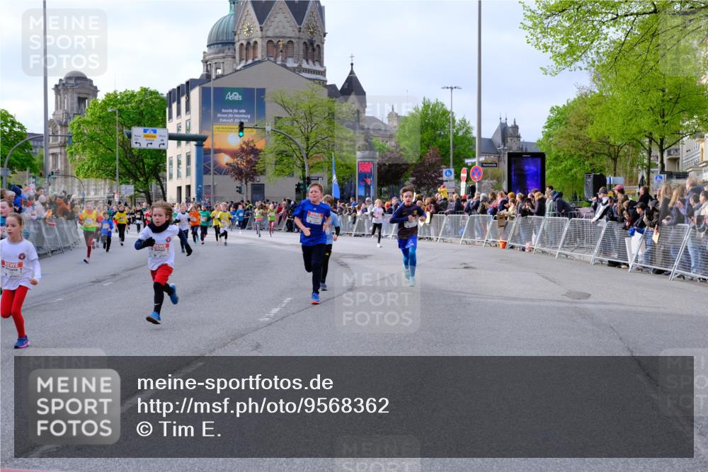 25.04.2026 - Das Zehntel Tim E. http://msf.ph/oto/9568362 25.04.2026 08:53:15 Ziel 1041, 1187, 1195, 1202, 1207, 1247, 1265, 1315, 1320, 1356, 1420, 1516, 1695, 1708, 1711, 1817, 2120, 2221, 2279, 2303, 2322, 2332, 2335, 2461, 2865, 2868, 3231, 3253, 3307, 3416, 3583, 3618 meine-sportfotos.de