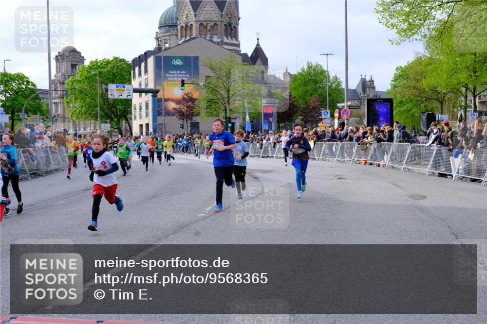 25.04.2026 - Das Zehntel Tim E. http://msf.ph/oto/9568365 25.04.2026 08:53:15 Ziel 1041, 1187, 1195, 1202, 1207, 1247, 1265, 1315, 1320, 1356, 1420, 1516, 1695, 1708, 1711, 1817, 2120, 2221, 2279, 2303, 2322, 2332, 2335, 2461, 2865, 2868, 3231, 3253, 3307, 3416, 3583, 3618 meine-sportfotos.de