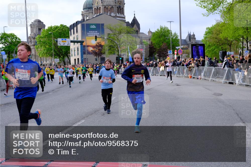 25.04.2026 - Das Zehntel Tim E. http://msf.ph/oto/9568375 25.04.2026 08:53:17 Ziel 1180, 1187, 1195, 1202, 1207, 1247, 1265, 1315, 1320, 1356, 1420, 1516, 1569, 1695, 1708, 1711, 1817, 2118, 2120, 2221, 2279, 2322, 2332, 2335, 2442, 2461, 2469, 2865, 2868, 3231, 3253, 3307, 3416, 3501, 3539, 3583, 3618 meine-sportfotos.de