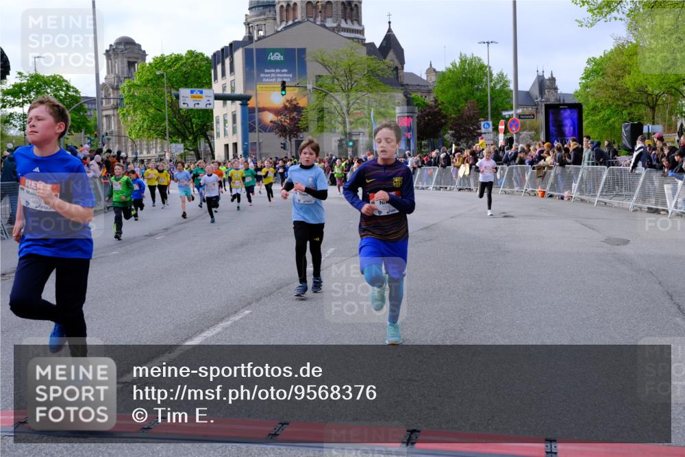 25.04.2026 - Das Zehntel Tim E. http://msf.ph/oto/9568376 25.04.2026 08:53:17 Ziel 1180, 1187, 1195, 1202, 1207, 1247, 1265, 1315, 1320, 1356, 1420, 1516, 1569, 1695, 1708, 1711, 1817, 2118, 2120, 2221, 2279, 2322, 2332, 2335, 2442, 2461, 2469, 2865, 2868, 3231, 3253, 3307, 3416, 3501, 3539, 3583, 3618 meine-sportfotos.de