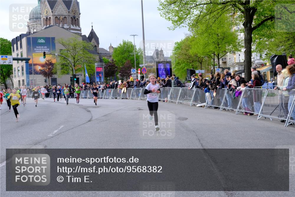 25.04.2026 - Das Zehntel Tim E. http://msf.ph/oto/9568382 25.04.2026 08:53:20 Ziel 1180, 1187, 1195, 1202, 1207, 1265, 1298, 1315, 1320, 1356, 1420, 1516, 1569, 1574, 1708, 1817, 2052, 2079, 2118, 2120, 2221, 2279, 2322, 2332, 2335, 2442, 2461, 2469, 2496, 2524, 2681, 2727, 2825, 2865, 2868, 3090, 3253, 3307, 3501, 3539, 3583, 3618 meine-sportfotos.de