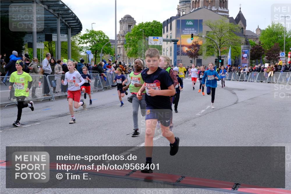 25.04.2026 - Das Zehntel Tim E. http://msf.ph/oto/9568401 25.04.2026 08:53:25 Ziel 1180, 1207, 1248, 1260, 1298, 1356, 1569, 1574, 1728, 1899, 2052, 2055, 2079, 2118, 2277, 2316, 2335, 2442, 2469, 2496, 2524, 2681, 2727, 2824, 2825, 2897, 3090, 3298, 3307, 3308, 3501, 3539, 3988, 4031 meine-sportfotos.de