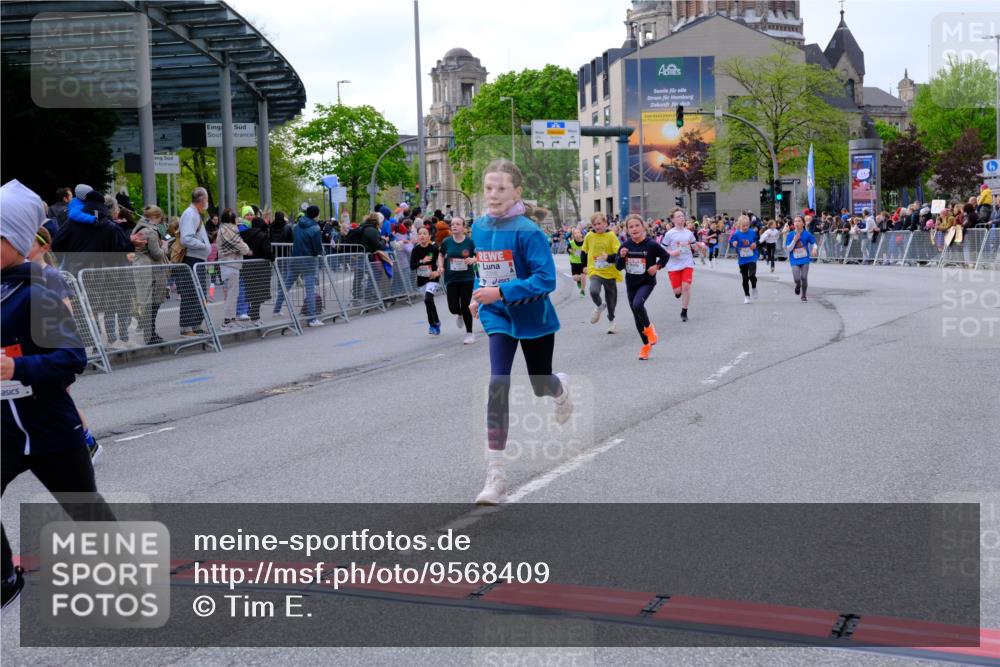 25.04.2026 - Das Zehntel Tim E. http://msf.ph/oto/9568409 25.04.2026 08:53:27 Ziel 1180, 1248, 1260, 1298, 1356, 1569, 1574, 1700, 1728, 1899, 2051, 2052, 2055, 2064, 2067, 2079, 2118, 2277, 2316, 2442, 2469, 2496, 2524, 2681, 2727, 2824, 2825, 2897, 3090, 3298, 3307, 3308, 3501, 3539, 3988, 4031 meine-sportfotos.de