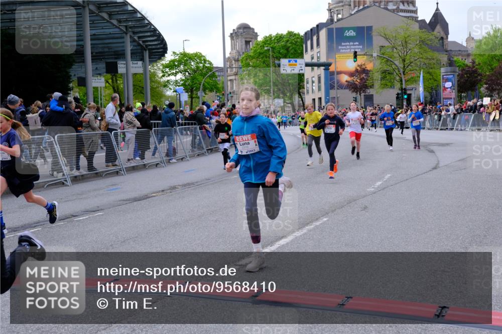 25.04.2026 - Das Zehntel Tim E. http://msf.ph/oto/9568410 25.04.2026 08:53:27 Ziel 1180, 1248, 1260, 1298, 1356, 1569, 1574, 1700, 1728, 1899, 2051, 2052, 2055, 2064, 2067, 2079, 2118, 2277, 2316, 2442, 2469, 2496, 2524, 2681, 2727, 2824, 2825, 2897, 3090, 3298, 3307, 3308, 3501, 3539, 3988, 4031 meine-sportfotos.de