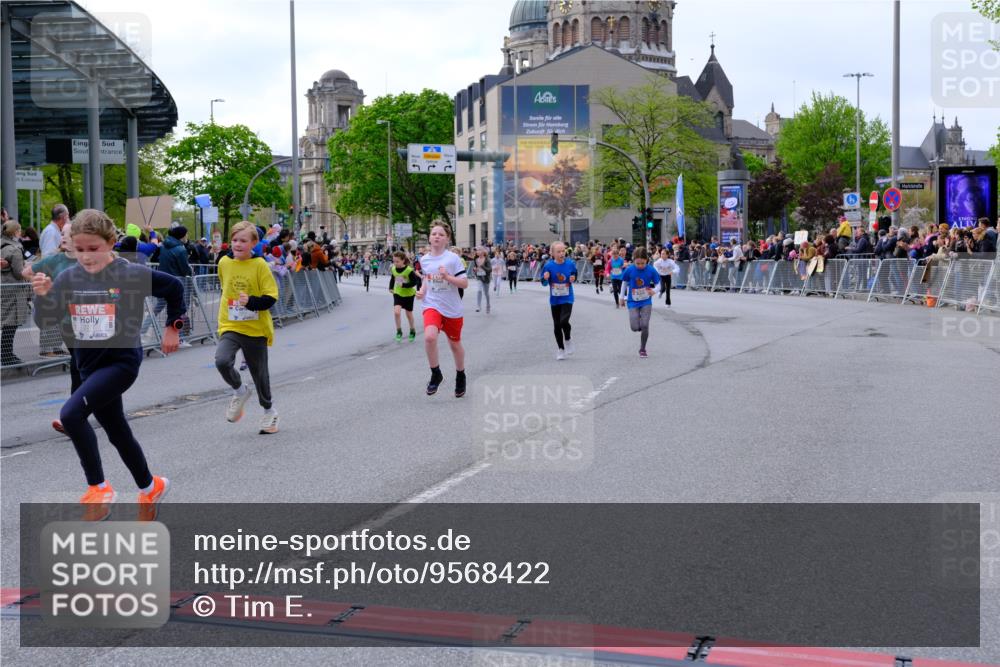25.04.2026 - Das Zehntel Tim E. http://msf.ph/oto/9568422 25.04.2026 08:53:29 Ziel 1053, 1180, 1248, 1260, 1298, 1569, 1574, 1700, 1728, 1899, 2051, 2052, 2055, 2064, 2067, 2079, 2118, 2277, 2316, 2442, 2469, 2496, 2524, 2681, 2727, 2824, 2825, 2897, 3090, 3243, 3298, 3308, 3988, 4031 meine-sportfotos.de