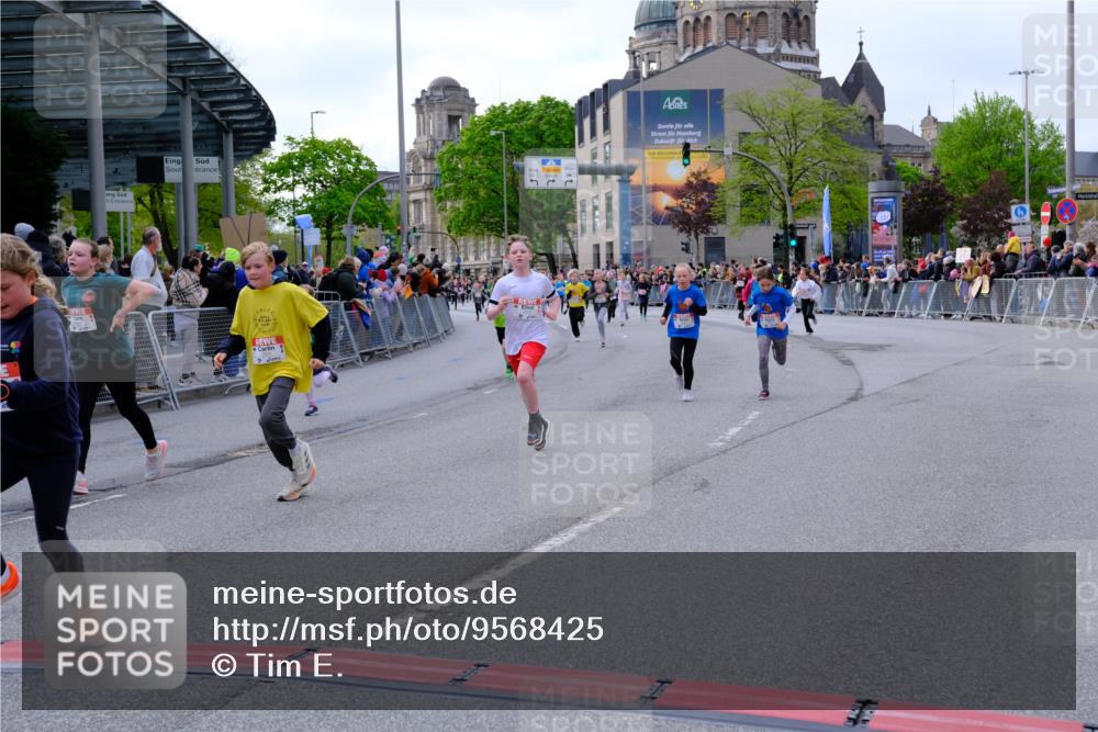 25.04.2026 - Das Zehntel Tim E. http://msf.ph/oto/9568425 25.04.2026 08:53:29 Ziel 1053, 1180, 1248, 1260, 1298, 1569, 1574, 1700, 1728, 1899, 2051, 2052, 2055, 2064, 2067, 2079, 2118, 2277, 2316, 2442, 2469, 2496, 2524, 2681, 2727, 2824, 2825, 2897, 3090, 3243, 3298, 3308, 3988, 4031 meine-sportfotos.de