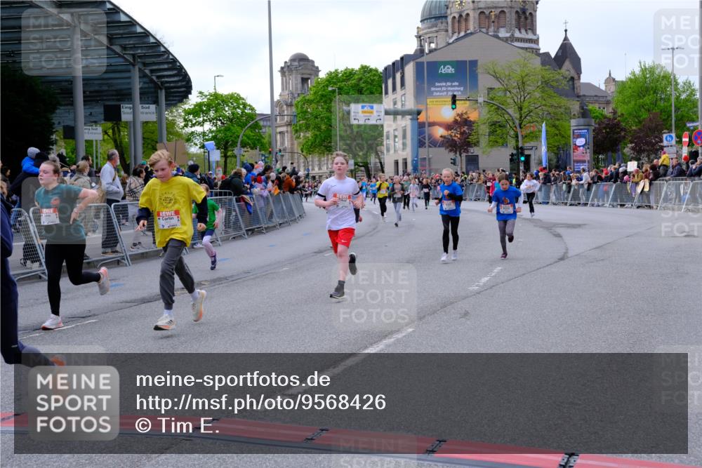 25.04.2026 - Das Zehntel Tim E. http://msf.ph/oto/9568426 25.04.2026 08:53:29 Ziel 1053, 1180, 1248, 1260, 1298, 1569, 1574, 1700, 1728, 1899, 2051, 2052, 2055, 2064, 2067, 2079, 2118, 2277, 2316, 2442, 2469, 2496, 2524, 2681, 2727, 2824, 2825, 2897, 3090, 3243, 3298, 3308, 3988, 4031 meine-sportfotos.de
