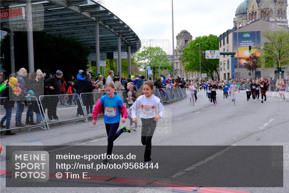 25.04.2026 - Das Zehntel Tim E. http://msf.ph/oto/9568444 25.04.2026 08:53:35 Ziel 1049, 1053, 1700, 1728, 1881, 2051, 2055, 2064, 2067, 2156, 2277, 2768, 2824, 3243, 3562, 3677, 3836 meine-sportfotos.de