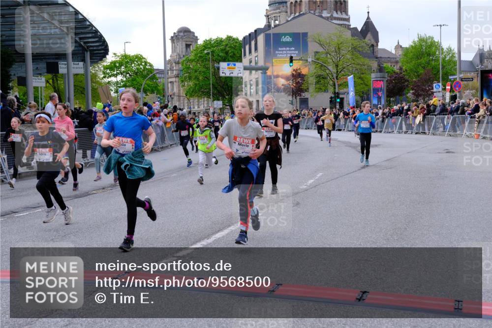 25.04.2026 - Das Zehntel Tim E. http://msf.ph/oto/9568500 25.04.2026 08:53:53 Ziel 1693, 1707, 1783, 1784, 1790, 1796, 1842, 2016, 2031, 2208, 2404, 2411, 2481, 2944, 2954, 3015, 3039, 3046, 3082, 3109, 3119, 3192, 3312, 3392, 3413, 3426, 3433, 3629, 3632, 3634, 3667, 3669, 3676, 3719 meine-sportfotos.de