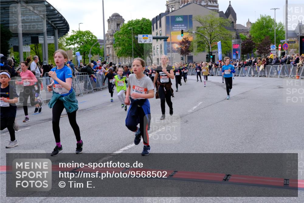 25.04.2026 - Das Zehntel Tim E. http://msf.ph/oto/9568502 25.04.2026 08:53:53 Ziel 1693, 1707, 1783, 1784, 1790, 1796, 1842, 2016, 2031, 2208, 2404, 2411, 2481, 2944, 2954, 3015, 3039, 3046, 3082, 3109, 3119, 3192, 3312, 3392, 3413, 3426, 3433, 3629, 3632, 3634, 3667, 3669, 3676, 3719 meine-sportfotos.de