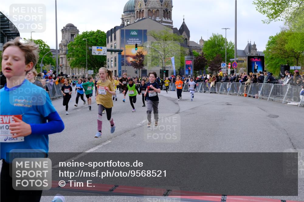 25.04.2026 - Das Zehntel Tim E. http://msf.ph/oto/9568521 25.04.2026 08:53:57 Ziel 1048, 1693, 1783, 1784, 1790, 1796, 1830, 1841, 1842, 2208, 2422, 2481, 2801, 2944, 2954, 3015, 3039, 3046, 3077, 3082, 3083, 3109, 3119, 3142, 3172, 3192, 3392, 3413, 3426, 3433, 3629, 3632, 3634, 3667, 3669, 3676, 3719, 3840 meine-sportfotos.de