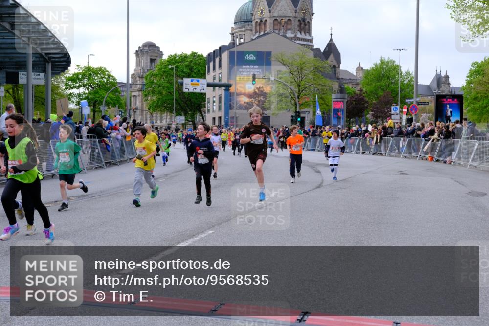 25.04.2026 - Das Zehntel Tim E. http://msf.ph/oto/9568535 25.04.2026 08:54:00 Ziel 1048, 1783, 1784, 1790, 1796, 1830, 1841, 1842, 2208, 2422, 2770, 2801, 2944, 3015, 3039, 3046, 3077, 3082, 3083, 3109, 3119, 3142, 3172, 3192, 3392, 3537, 3589, 3667, 3669, 3676, 3719, 3840, 3842 meine-sportfotos.de