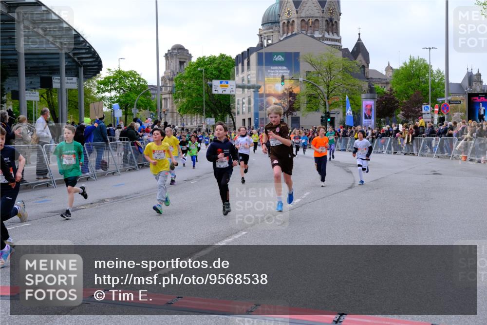 25.04.2026 - Das Zehntel Tim E. http://msf.ph/oto/9568538 25.04.2026 08:54:00 Ziel 1048, 1783, 1784, 1790, 1796, 1830, 1841, 1842, 2208, 2422, 2770, 2801, 2944, 3015, 3039, 3046, 3077, 3082, 3083, 3109, 3119, 3142, 3172, 3192, 3392, 3537, 3589, 3667, 3669, 3676, 3719, 3840, 3842 meine-sportfotos.de