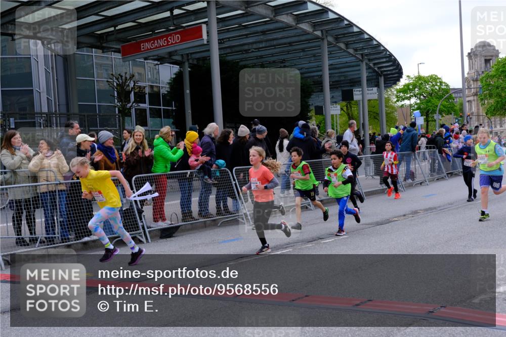 25.04.2026 - Das Zehntel Tim E. http://msf.ph/oto/9568556 25.04.2026 08:54:05 Ziel 1048, 1407, 1438, 1653, 1772, 1787, 1830, 1841, 1842, 1872, 1985, 2422, 2521, 2770, 2801, 3077, 3082, 3083, 3088, 3142, 3172, 3209, 3217, 3537, 3589, 3719, 3840, 3842, 3990, 4001, 4003 meine-sportfotos.de