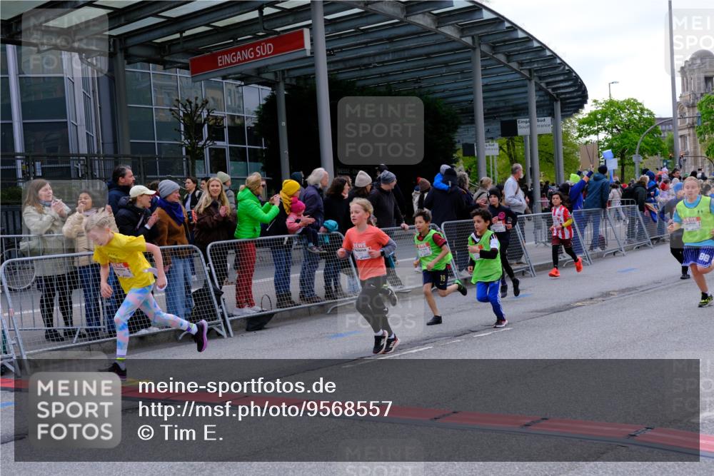 25.04.2026 - Das Zehntel Tim E. http://msf.ph/oto/9568557 25.04.2026 08:54:05 Ziel 1048, 1407, 1438, 1653, 1772, 1787, 1830, 1841, 1842, 1872, 1985, 2422, 2521, 2770, 2801, 3077, 3082, 3083, 3088, 3142, 3172, 3209, 3217, 3537, 3589, 3719, 3840, 3842, 3990, 4001, 4003 meine-sportfotos.de