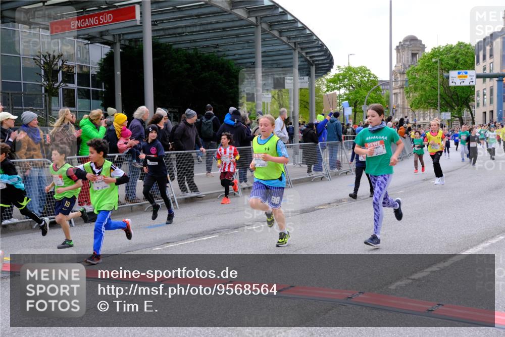 25.04.2026 - Das Zehntel Tim E. http://msf.ph/oto/9568564 25.04.2026 08:54:06 Ziel 1048, 1407, 1438, 1653, 1772, 1787, 1830, 1841, 1872, 1985, 1997, 2422, 2521, 2770, 2801, 3077, 3083, 3088, 3142, 3172, 3209, 3217, 3537, 3589, 3840, 3842, 3990, 4001, 4003 meine-sportfotos.de