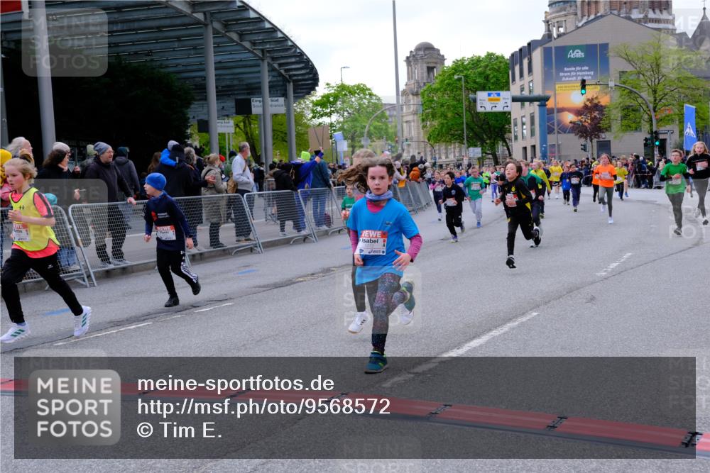 25.04.2026 - Das Zehntel Tim E. http://msf.ph/oto/9568572 25.04.2026 08:54:08 Ziel 1048, 1301, 1407, 1438, 1653, 1697, 1772, 1787, 1841, 1872, 1985, 1997, 2408, 2422, 2519, 2521, 2770, 2801, 3088, 3142, 3209, 3217, 3505, 3537, 3589, 3614, 3630, 3840, 3842, 3990, 4001, 4003 meine-sportfotos.de