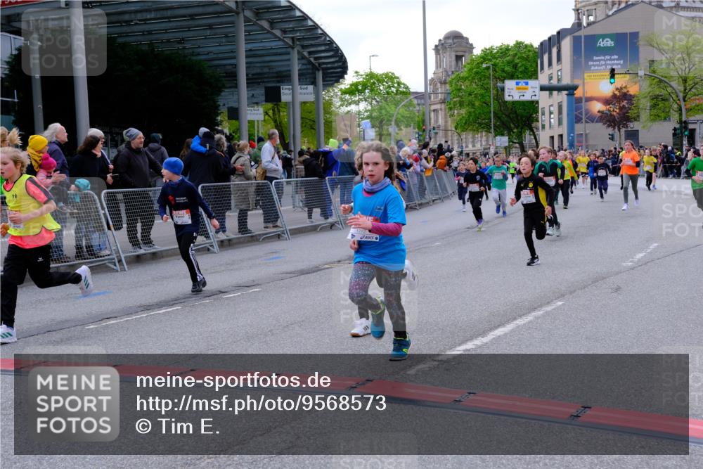 25.04.2026 - Das Zehntel Tim E. http://msf.ph/oto/9568573 25.04.2026 08:54:09 Ziel 1254, 1261, 1301, 1407, 1436, 1438, 1653, 1676, 1697, 1772, 1787, 1872, 1985, 1997, 2408, 2519, 2521, 2770, 2801, 3088, 3209, 3217, 3505, 3537, 3589, 3614, 3630, 3842, 3990, 4001, 4003 meine-sportfotos.de