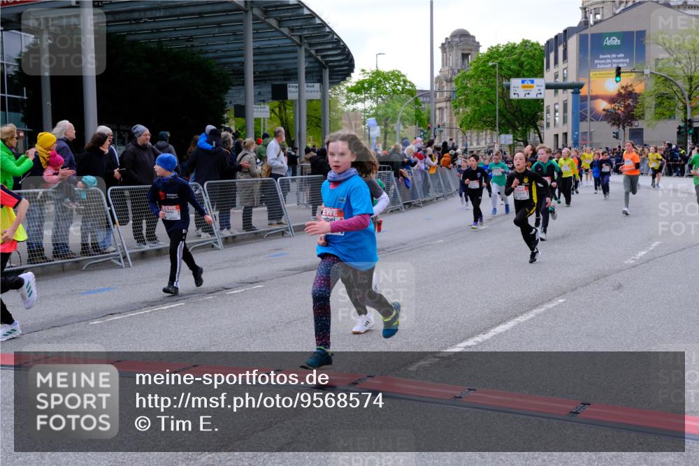 25.04.2026 - Das Zehntel Tim E. http://msf.ph/oto/9568574 25.04.2026 08:54:09 Ziel 1254, 1261, 1301, 1407, 1436, 1438, 1653, 1676, 1697, 1772, 1787, 1872, 1985, 1997, 2408, 2519, 2521, 2770, 2801, 3088, 3209, 3217, 3505, 3537, 3589, 3614, 3630, 3842, 3990, 4001, 4003 meine-sportfotos.de
