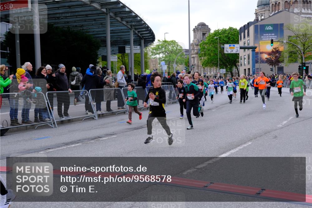 25.04.2026 - Das Zehntel Tim E. http://msf.ph/oto/9568578 25.04.2026 08:54:10 Ziel 1254, 1261, 1263, 1301, 1407, 1436, 1438, 1653, 1676, 1697, 1772, 1787, 1872, 1985, 1997, 2408, 2519, 2521, 2770, 3088, 3209, 3217, 3502, 3505, 3537, 3589, 3614, 3630, 3842, 3990, 4001, 4003 meine-sportfotos.de