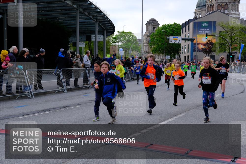 25.04.2026 - Das Zehntel Tim E. http://msf.ph/oto/9568606 25.04.2026 08:54:16 Ziel 1104, 1254, 1261, 1263, 1301, 1431, 1436, 1676, 1697, 1760, 1772, 1872, 1997, 2045, 2408, 2506, 2519, 2520, 2776, 2791, 2814, 2977, 2978, 3209, 3502, 3505, 3592, 3594, 3595, 3614, 3630, 3959, 3973, 3984, 4001, 4003 meine-sportfotos.de