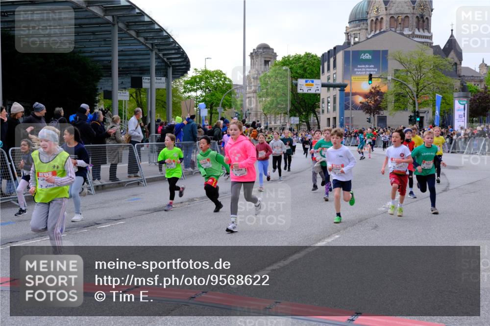 25.04.2026 - Das Zehntel Tim E. http://msf.ph/oto/9568622 25.04.2026 08:54:22 Ziel 1104, 1263, 1431, 1506, 1539, 1760, 1868, 1874, 2045, 2049, 2072, 2475, 2505, 2506, 2510, 2520, 2568, 2591, 2738, 2764, 2776, 2791, 2814, 2859, 2977, 2978, 3074, 3102, 3131, 3267, 3502, 3532, 3592, 3593, 3594, 3595, 3759, 3853, 3959, 3973, 3984 meine-sportfotos.de
