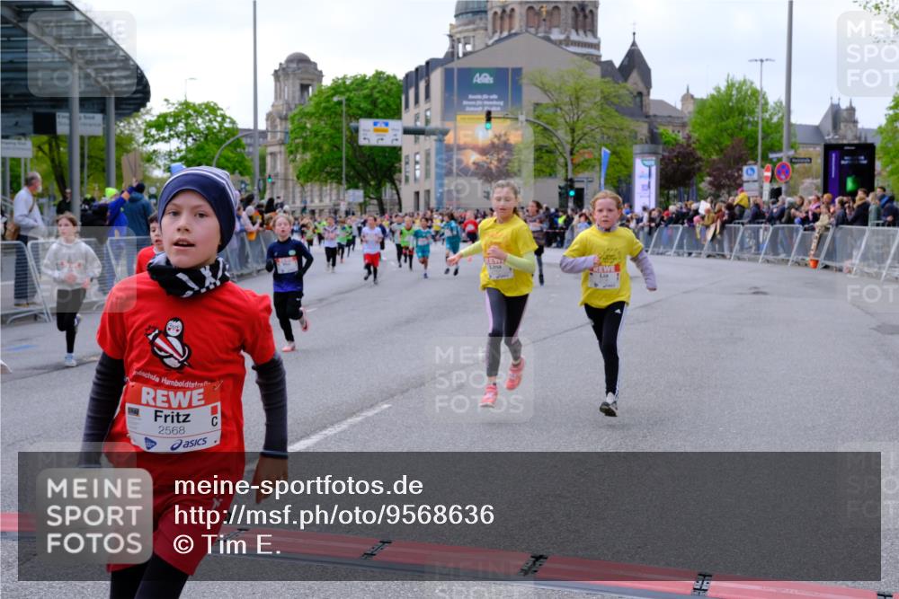 25.04.2026 - Das Zehntel Tim E. http://msf.ph/oto/9568636 25.04.2026 08:54:24 Ziel 1374, 1506, 1539, 1760, 1868, 1874, 2045, 2049, 2072, 2264, 2298, 2475, 2505, 2506, 2510, 2520, 2568, 2591, 2641, 2738, 2764, 2776, 2791, 2814, 2859, 2977, 2978, 3074, 3102, 3131, 3267, 3532, 3592, 3593, 3759, 3853, 3959, 3984 meine-sportfotos.de