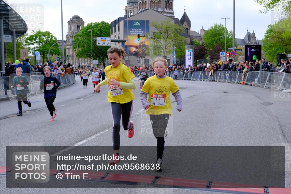 25.04.2026 - Das Zehntel Tim E. http://msf.ph/oto/9568638 25.04.2026 08:54:25 Ziel 1374, 1506, 1539, 1760, 1868, 1874, 2045, 2049, 2072, 2264, 2298, 2475, 2505, 2506, 2510, 2520, 2568, 2591, 2641, 2738, 2764, 2776, 2791, 2859, 2883, 2977, 2978, 3074, 3102, 3131, 3267, 3532, 3593, 3759, 3853, 3916, 3959, 3984 meine-sportfotos.de