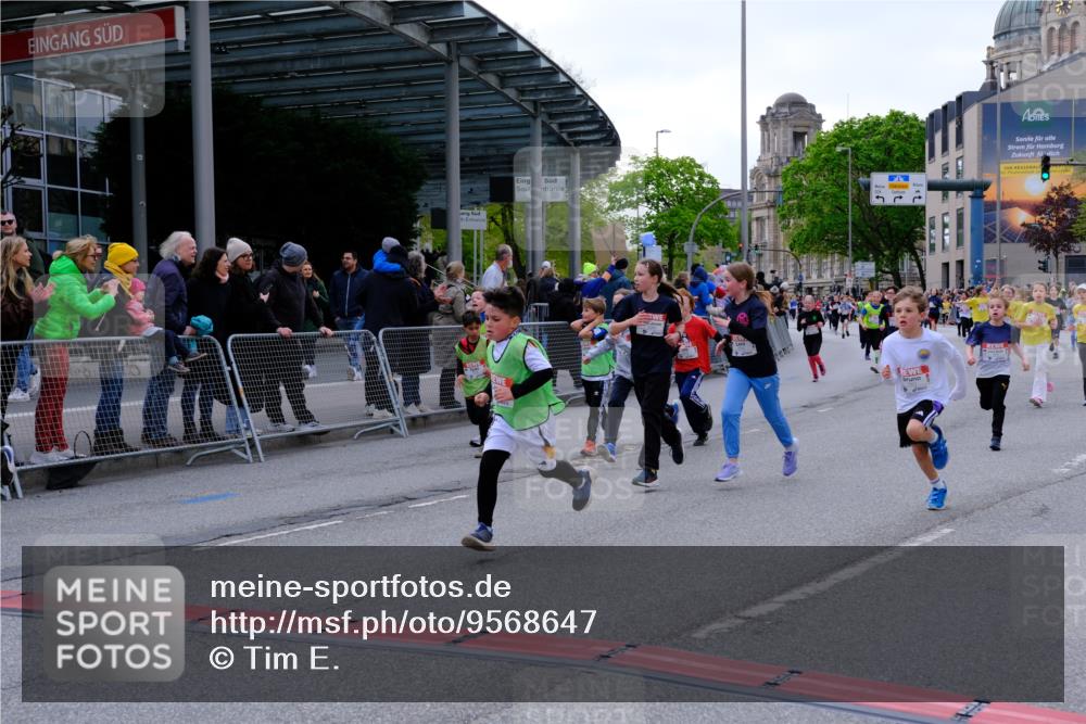 25.04.2026 - Das Zehntel Tim E. http://msf.ph/oto/9568647 25.04.2026 08:54:37 Ziel 1201, 1346, 1459, 1644, 1655, 1743, 1873, 1922, 1937, 2219, 2224, 2249, 2269, 2286, 2639, 2649, 2654, 2733, 2763, 2883, 2940, 3089, 3096, 3146, 3173, 3201, 3258, 3294, 3305, 3306, 3916, 3986 meine-sportfotos.de