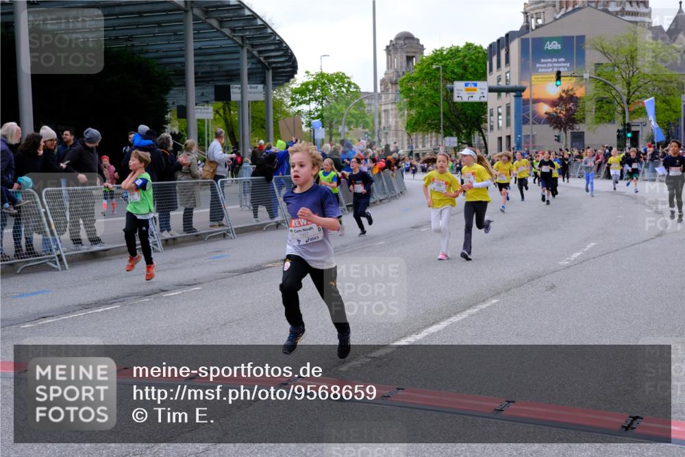 25.04.2026 - Das Zehntel Tim E. http://msf.ph/oto/9568659 25.04.2026 08:54:39 Ziel 1201, 1346, 1459, 1743, 1873, 1922, 1937, 2219, 2224, 2234, 2249, 2269, 2286, 2639, 2649, 2654, 2730, 2733, 2763, 2940, 3089, 3096, 3146, 3173, 3201, 3258, 3294, 3305, 3306, 3986 meine-sportfotos.de