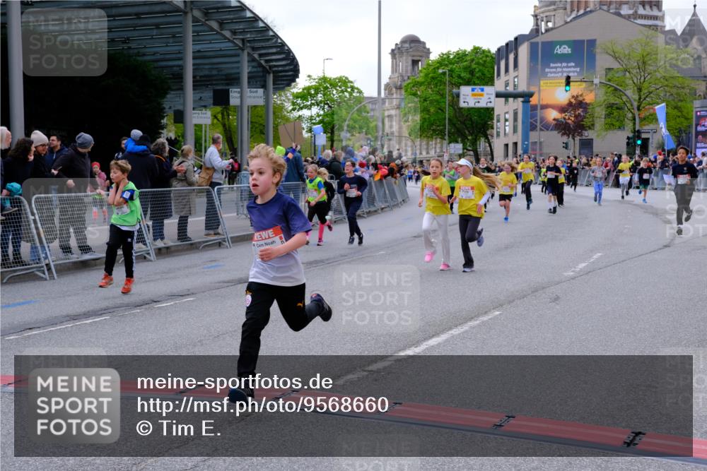 25.04.2026 - Das Zehntel Tim E. http://msf.ph/oto/9568660 25.04.2026 08:54:39 Ziel 1201, 1346, 1459, 1743, 1873, 1922, 1937, 2219, 2224, 2234, 2249, 2269, 2286, 2639, 2649, 2654, 2730, 2733, 2763, 2940, 3089, 3096, 3146, 3173, 3201, 3258, 3294, 3305, 3306, 3986 meine-sportfotos.de