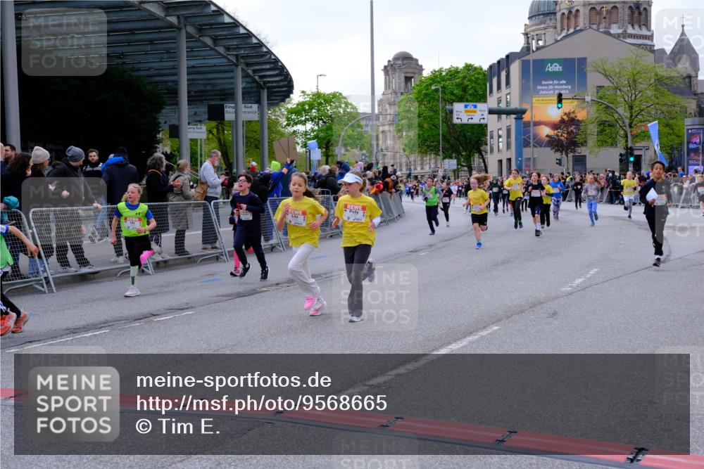 25.04.2026 - Das Zehntel Tim E. http://msf.ph/oto/9568665 25.04.2026 08:54:40 Ziel 1201, 1216, 1346, 1433, 1459, 1742, 1743, 1873, 1922, 1937, 2219, 2224, 2234, 2249, 2269, 2286, 2639, 2649, 2654, 2730, 2733, 2763, 2940, 3089, 3096, 3146, 3173, 3201, 3258, 3294, 3305, 3306, 3986 meine-sportfotos.de