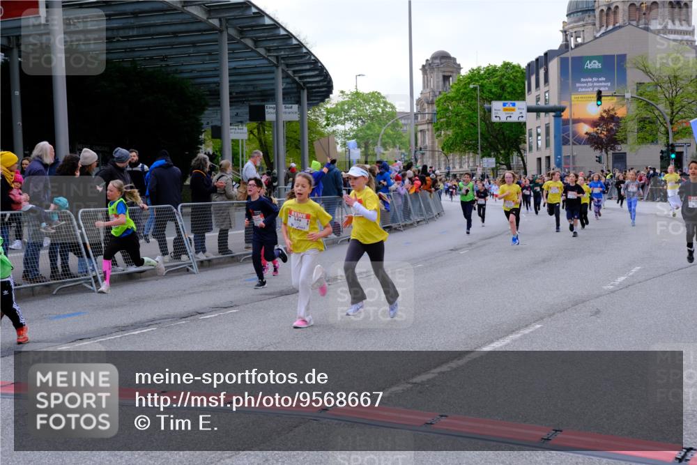 25.04.2026 - Das Zehntel Tim E. http://msf.ph/oto/9568667 25.04.2026 08:54:40 Ziel 1201, 1216, 1346, 1433, 1459, 1742, 1743, 1873, 1922, 1937, 2219, 2224, 2234, 2249, 2269, 2286, 2639, 2649, 2654, 2730, 2733, 2763, 2940, 3089, 3096, 3146, 3173, 3201, 3258, 3294, 3305, 3306, 3986 meine-sportfotos.de