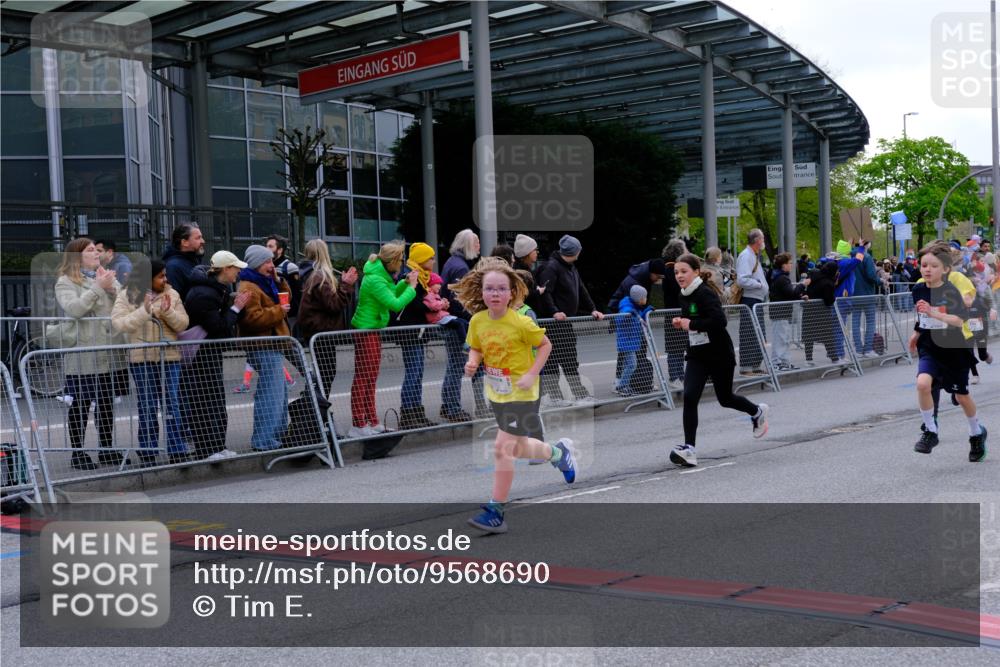 25.04.2026 - Das Zehntel Tim E. http://msf.ph/oto/9568690 25.04.2026 08:54:44 Ziel 1003, 1216, 1256, 1433, 1459, 1742, 1743, 1834, 1873, 1922, 1937, 2219, 2224, 2225, 2234, 2649, 2723, 2730, 2733, 2763, 2813, 2822, 3089, 3096, 3161, 3173, 3201, 3258, 3294, 3305, 3306, 3524, 4041 meine-sportfotos.de