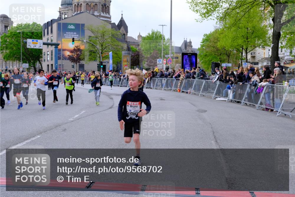 25.04.2026 - Das Zehntel Tim E. http://msf.ph/oto/9568702 25.04.2026 08:54:47 Ziel 1003, 1032, 1216, 1256, 1433, 1742, 1743, 1834, 1867, 1873, 2211, 2219, 2224, 2225, 2234, 2251, 2723, 2730, 2733, 2763, 2813, 2822, 3076, 3100, 3106, 3141, 3161, 3258, 3305, 3306, 3524, 3831, 3958, 4009, 4028, 4030, 4041 meine-sportfotos.de