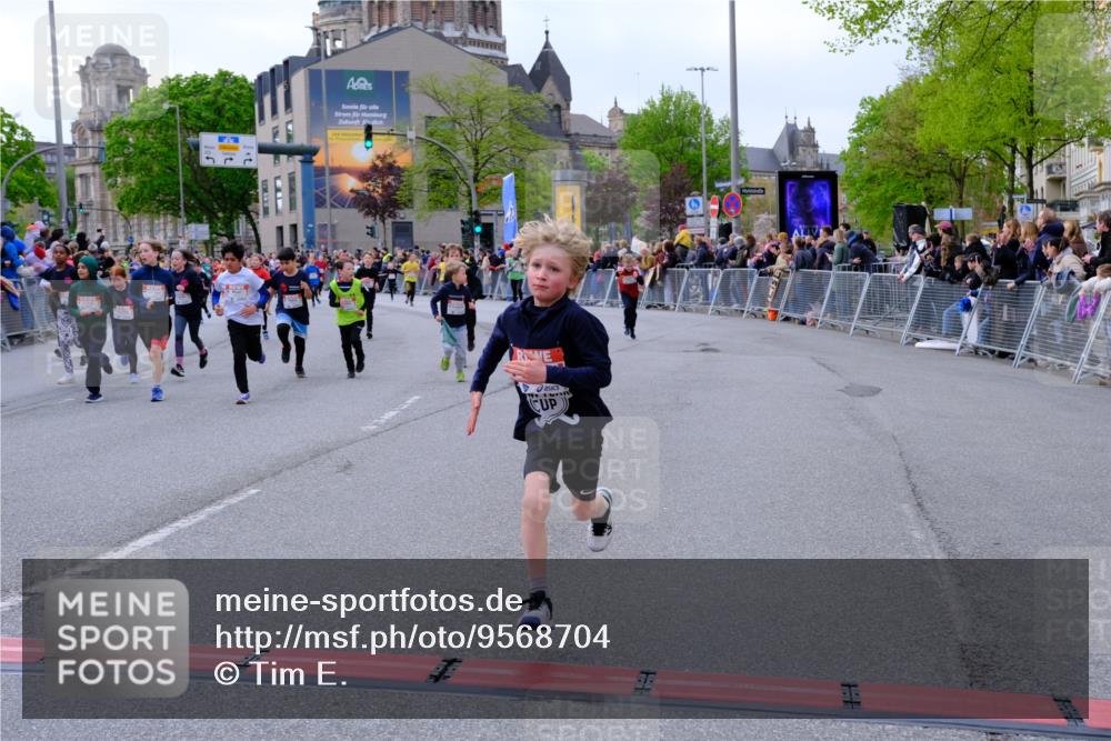 25.04.2026 - Das Zehntel Tim E. http://msf.ph/oto/9568704 25.04.2026 08:54:47 Ziel 1003, 1032, 1216, 1256, 1433, 1742, 1743, 1834, 1867, 1873, 2211, 2219, 2224, 2225, 2234, 2251, 2723, 2730, 2733, 2763, 2813, 2822, 3076, 3100, 3106, 3141, 3161, 3258, 3305, 3306, 3524, 3831, 3958, 4009, 4028, 4030, 4041 meine-sportfotos.de