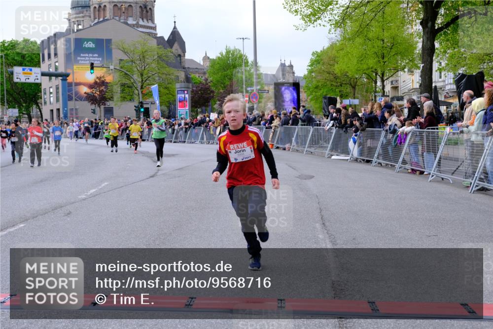 25.04.2026 - Das Zehntel Tim E. http://msf.ph/oto/9568716 25.04.2026 08:54:52 Ziel 1003, 1032, 1216, 1256, 1433, 1742, 1812, 1834, 1867, 2181, 2211, 2225, 2251, 2608, 2723, 2748, 2752, 2813, 2822, 2848, 3076, 3100, 3106, 3141, 3161, 3340, 3524, 3831, 3958, 4009, 4028, 4030, 4041 meine-sportfotos.de