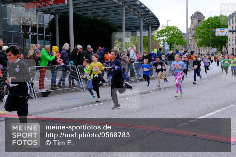 25.04.2026 - Das Zehntel Tim E. http://msf.ph/oto/9568783 25.04.2026 08:55:07 Ziel 1090, 1160, 1297, 1306, 1340, 1380, 1550, 1642, 1646, 1657, 1818, 2009, 2010, 2039, 2047, 2056, 2459, 2619, 2793, 2828, 3049, 3053, 3091, 3105, 3120, 3126, 3128, 3236, 3247, 3358, 3506, 3636, 3668, 3678, 3731, 3756, 3760, 3814, 3826, 3828, 3936, 4014 meine-sportfotos.de