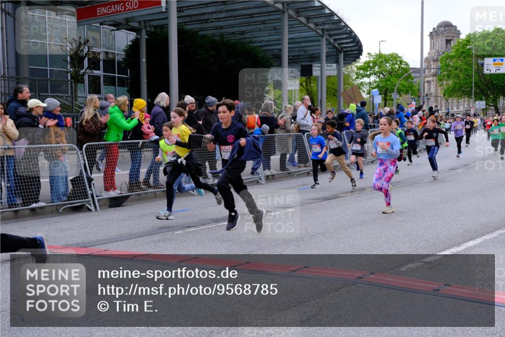 25.04.2026 - Das Zehntel Tim E. http://msf.ph/oto/9568785 25.04.2026 08:55:07 Ziel 1090, 1160, 1297, 1306, 1340, 1380, 1550, 1642, 1646, 1657, 1818, 2009, 2010, 2039, 2047, 2056, 2459, 2619, 2793, 2828, 3049, 3053, 3091, 3105, 3120, 3126, 3128, 3236, 3247, 3358, 3506, 3636, 3668, 3678, 3731, 3756, 3760, 3814, 3826, 3828, 3936, 4014 meine-sportfotos.de