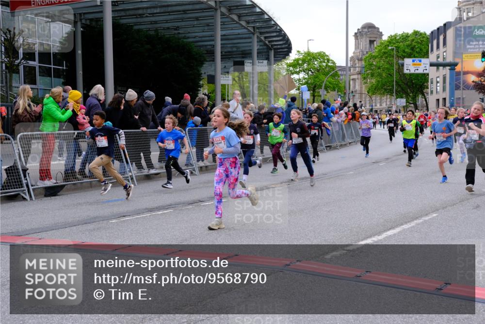 25.04.2026 - Das Zehntel Tim E. http://msf.ph/oto/9568790 25.04.2026 08:55:08 Ziel 1090, 1160, 1297, 1306, 1380, 1550, 1642, 1646, 1657, 1818, 2009, 2010, 2039, 2047, 2056, 2459, 2619, 2793, 2828, 3091, 3105, 3120, 3126, 3128, 3236, 3247, 3358, 3506, 3636, 3668, 3678, 3814, 3826, 3828, 3936, 4014 meine-sportfotos.de
