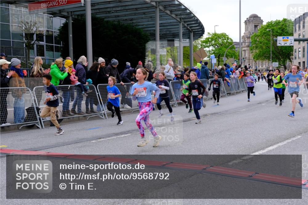 25.04.2026 - Das Zehntel Tim E. http://msf.ph/oto/9568792 25.04.2026 08:55:08 Ziel 1090, 1160, 1297, 1306, 1380, 1550, 1642, 1646, 1657, 1818, 2009, 2010, 2039, 2047, 2056, 2459, 2619, 2793, 2828, 3091, 3105, 3120, 3126, 3128, 3236, 3247, 3358, 3506, 3636, 3668, 3678, 3814, 3826, 3828, 3936, 4014 meine-sportfotos.de