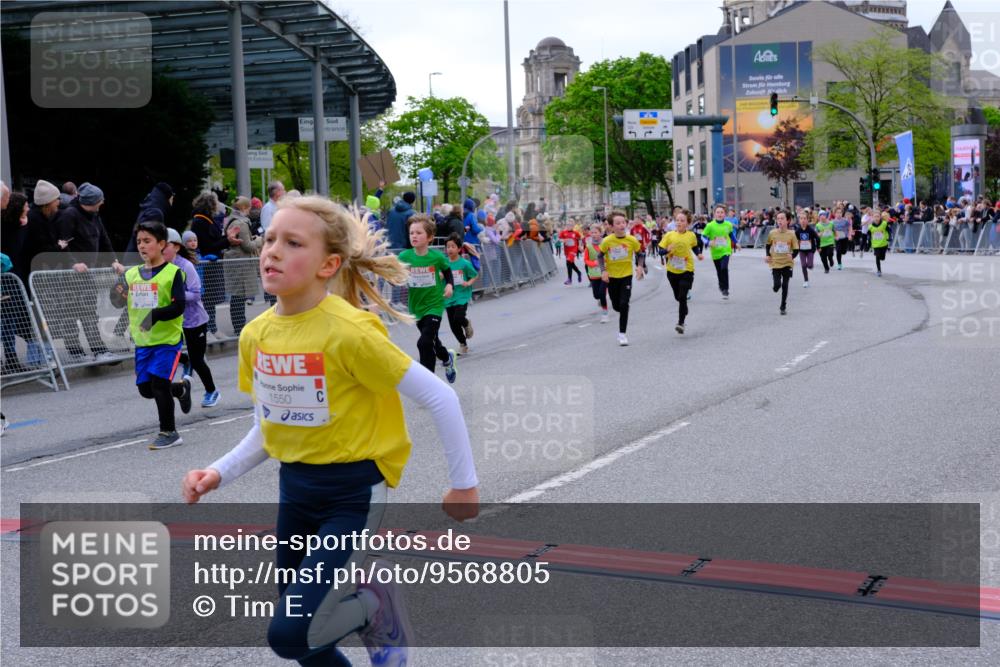 25.04.2026 - Das Zehntel Tim E. http://msf.ph/oto/9568805 25.04.2026 08:55:11 Ziel 1090, 1160, 1297, 1306, 1380, 1517, 1550, 1642, 1646, 1657, 1818, 2009, 2010, 2439, 2619, 2711, 2718, 2793, 2828, 3091, 3105, 3120, 3126, 3128, 3236, 3247, 3313, 3358, 3544, 3636, 3668, 3678, 3721, 3814, 3936, 3964, 4014 meine-sportfotos.de