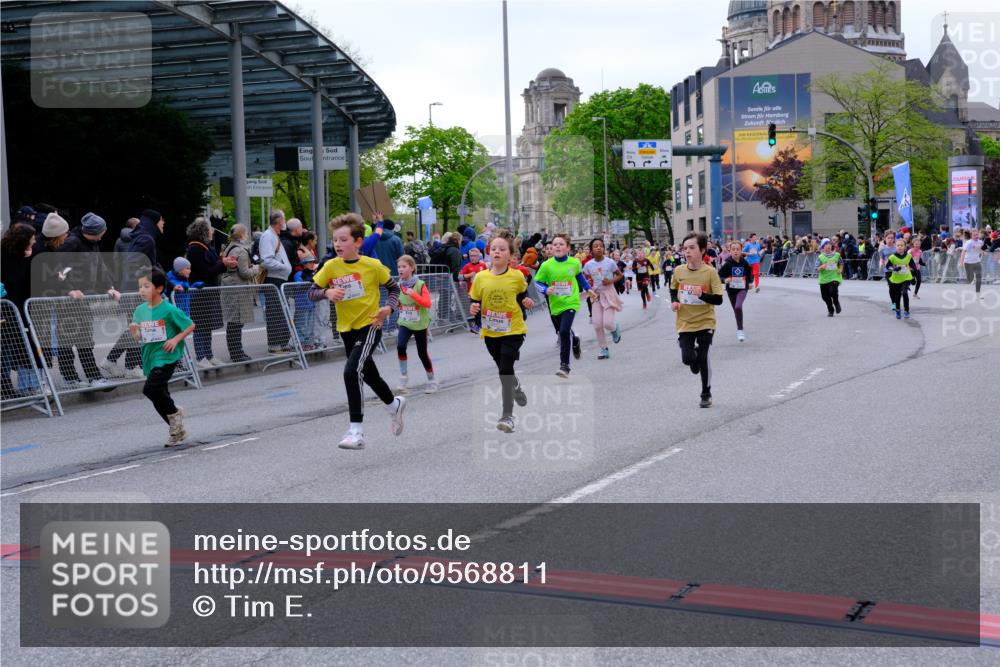 25.04.2026 - Das Zehntel Tim E. http://msf.ph/oto/9568811 25.04.2026 08:55:13 Ziel 1038, 1045, 1090, 1160, 1297, 1304, 1306, 1380, 1381, 1517, 1550, 1642, 1646, 1657, 1818, 2009, 2010, 2439, 2584, 2650, 2711, 2718, 2793, 2828, 3091, 3105, 3128, 3145, 3236, 3247, 3313, 3544, 3636, 3668, 3678, 3721, 3814, 3936, 3964, 4014 meine-sportfotos.de